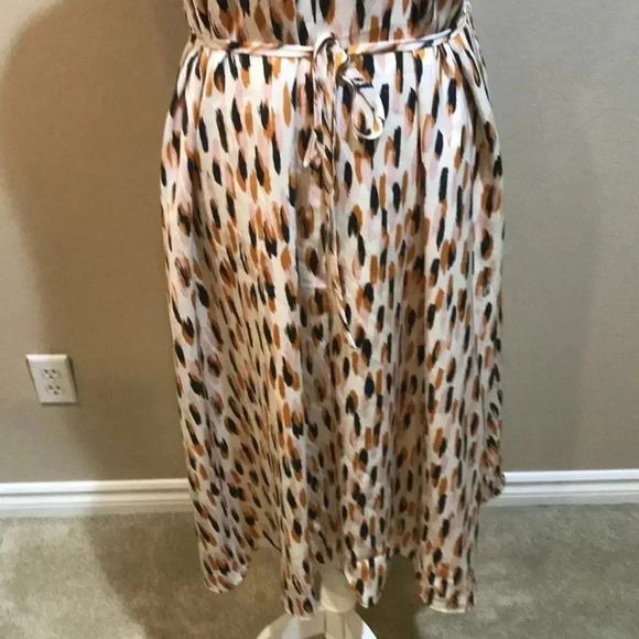 Banana Republic Twist Neck Halter Styling Midi Silk Look Fit and Flare Dress-MP - Picture 7 of 11